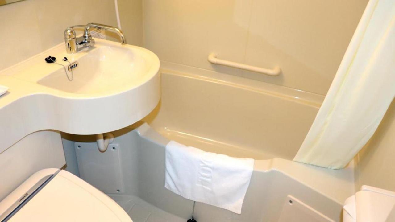 Toyoko Inn Gumma Isesaki Ekimae Екстериор снимка