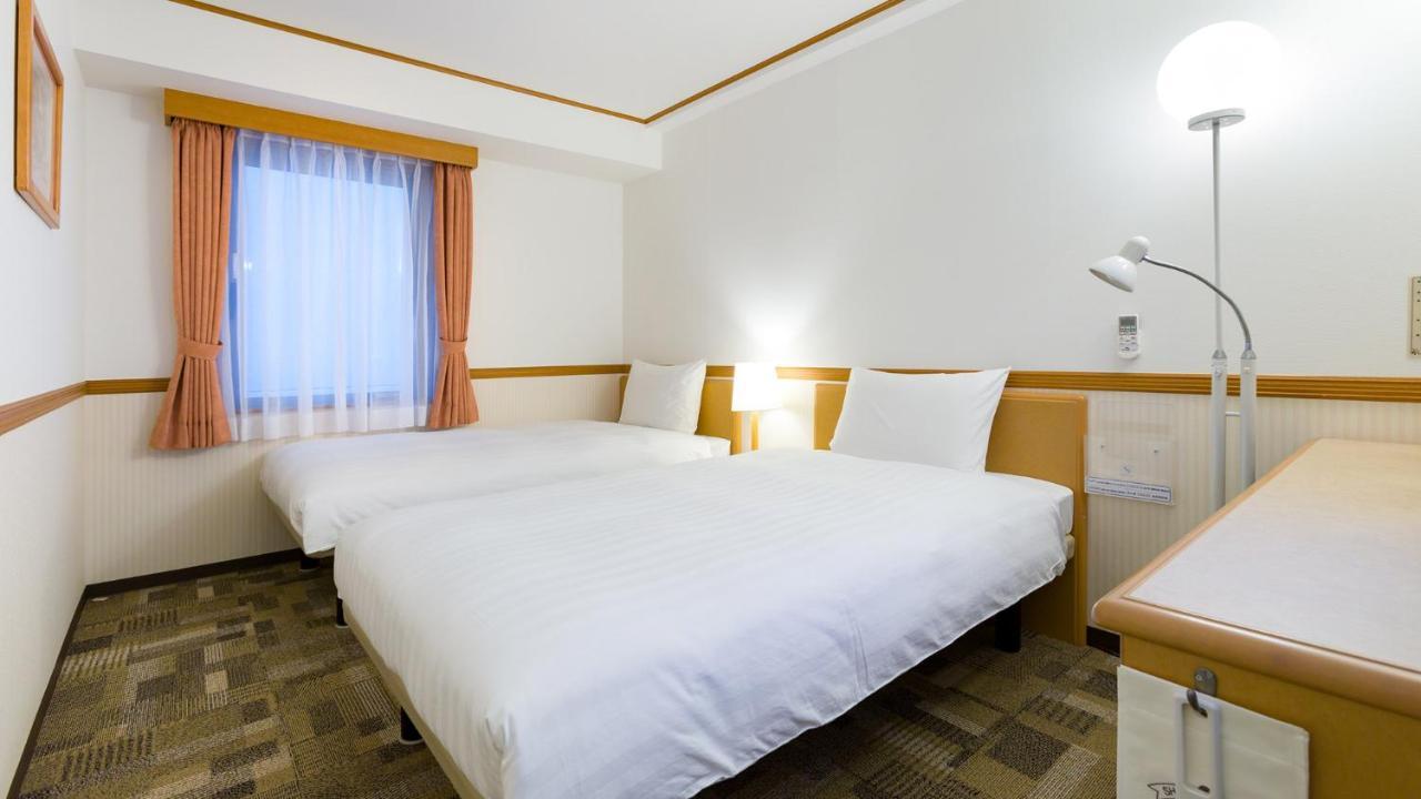 Toyoko Inn Gumma Isesaki Ekimae Екстериор снимка