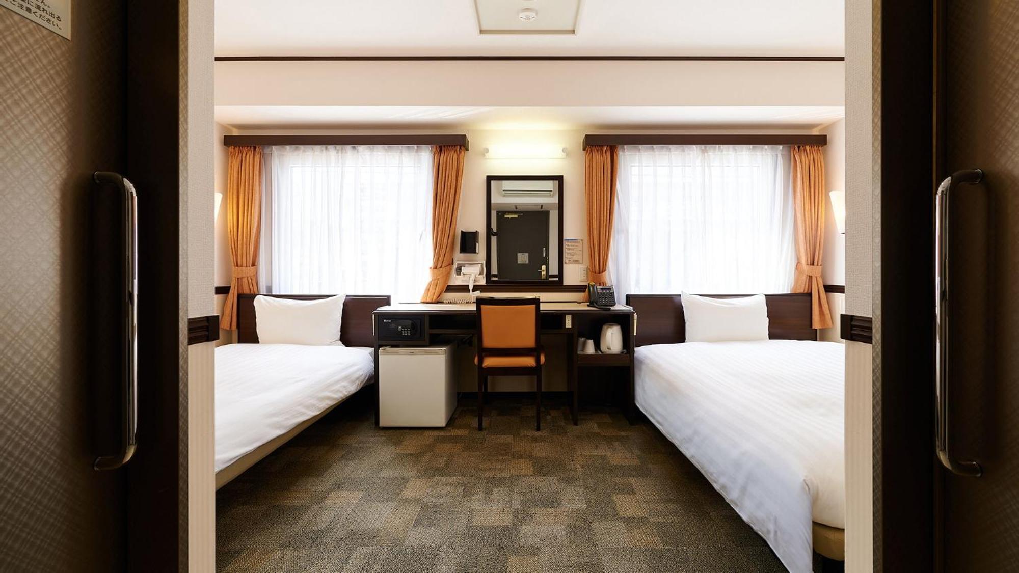 Toyoko Inn Gumma Isesaki Ekimae Екстериор снимка