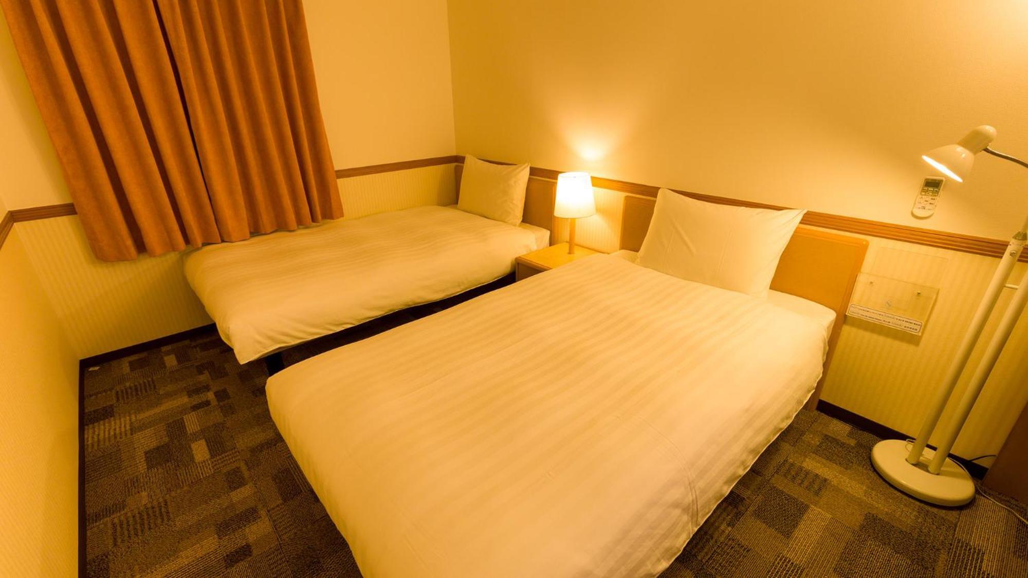 Toyoko Inn Gumma Isesaki Ekimae Стая снимка