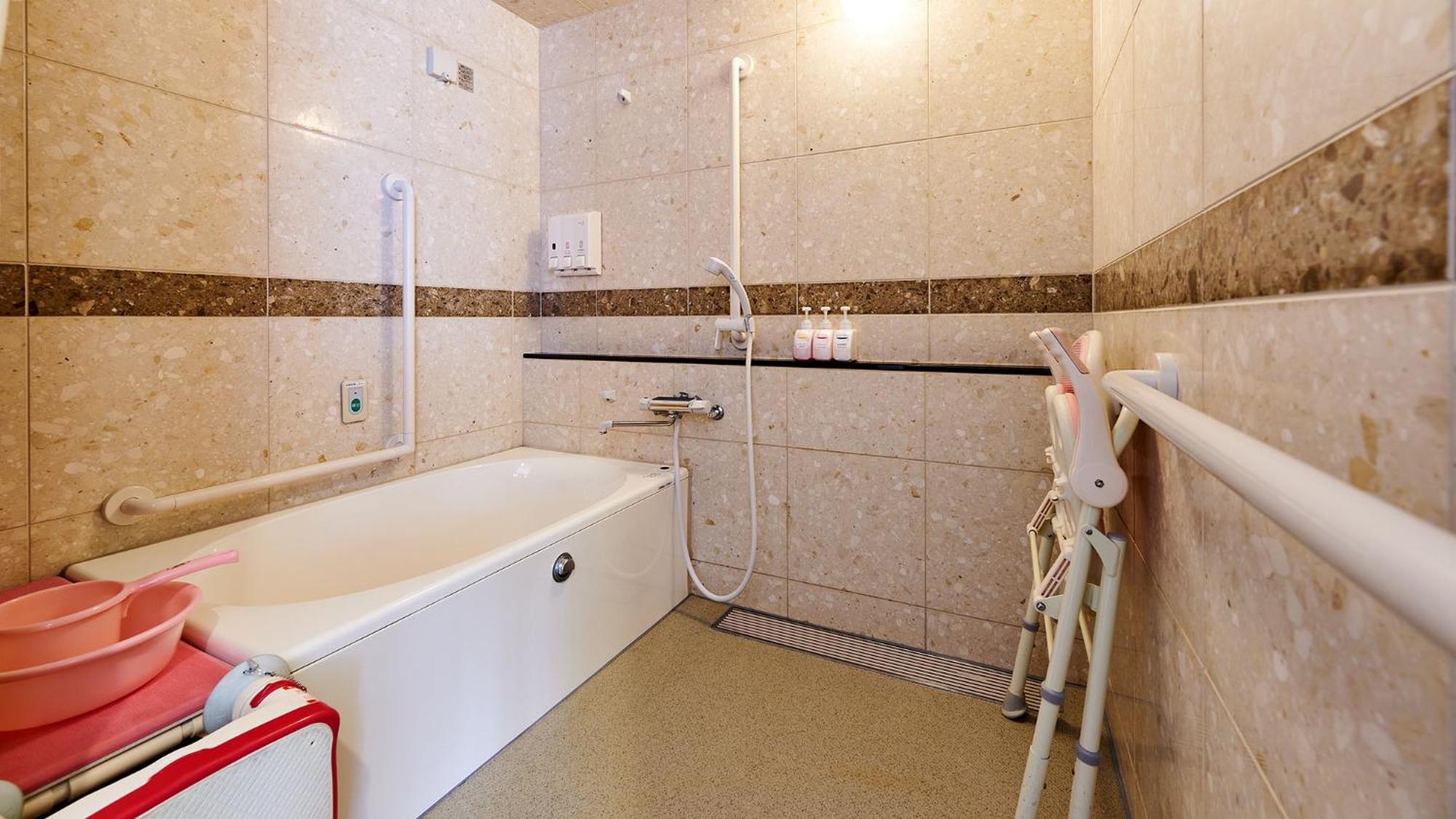 Toyoko Inn Gumma Isesaki Ekimae Стая снимка