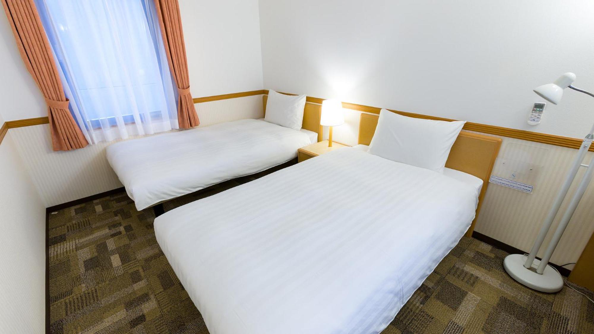 Toyoko Inn Gumma Isesaki Ekimae Стая снимка